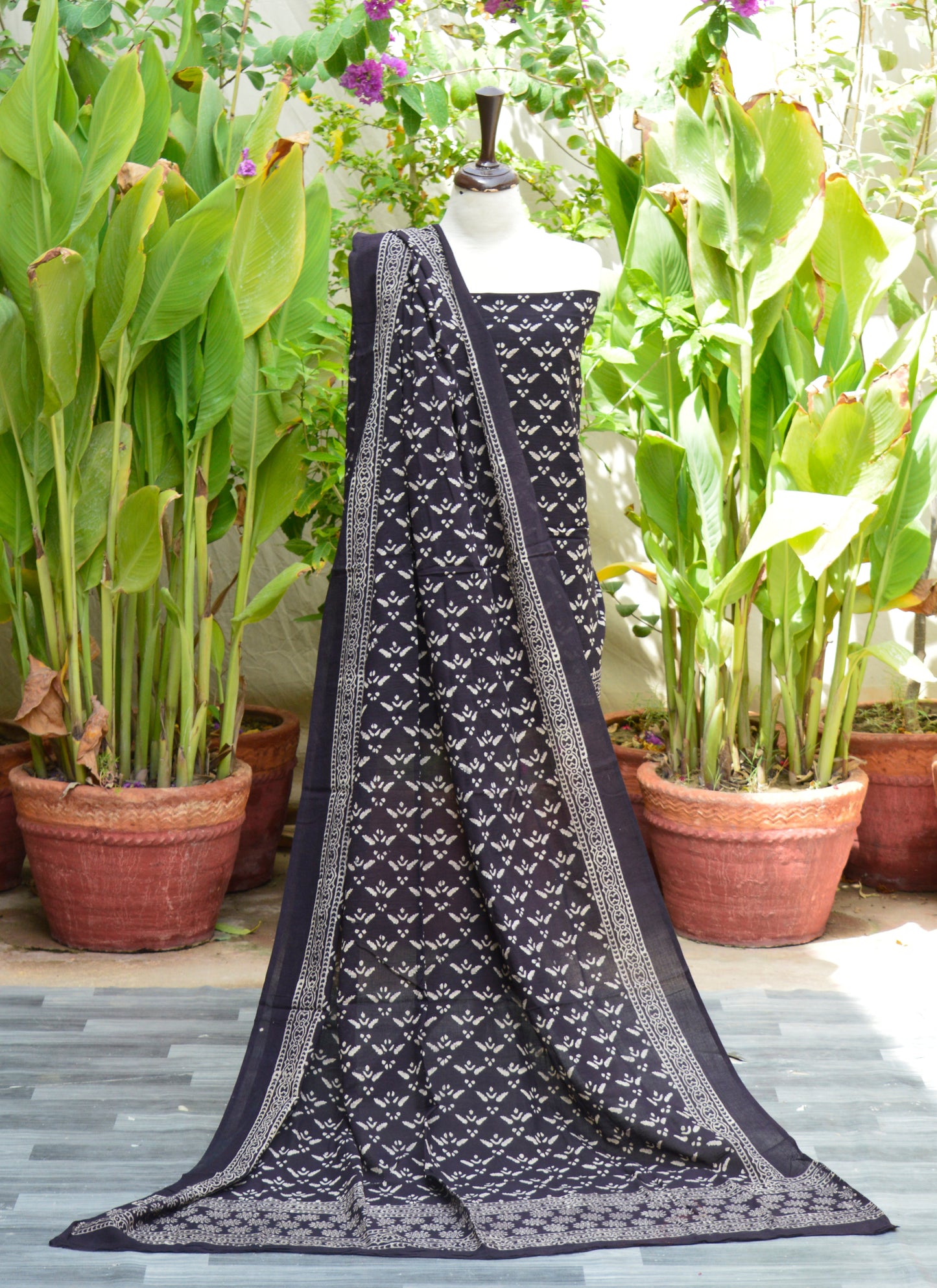 Ajrak Pankhrri – Unstitched Lawn Two-Piece (Shirt & Dupatta)