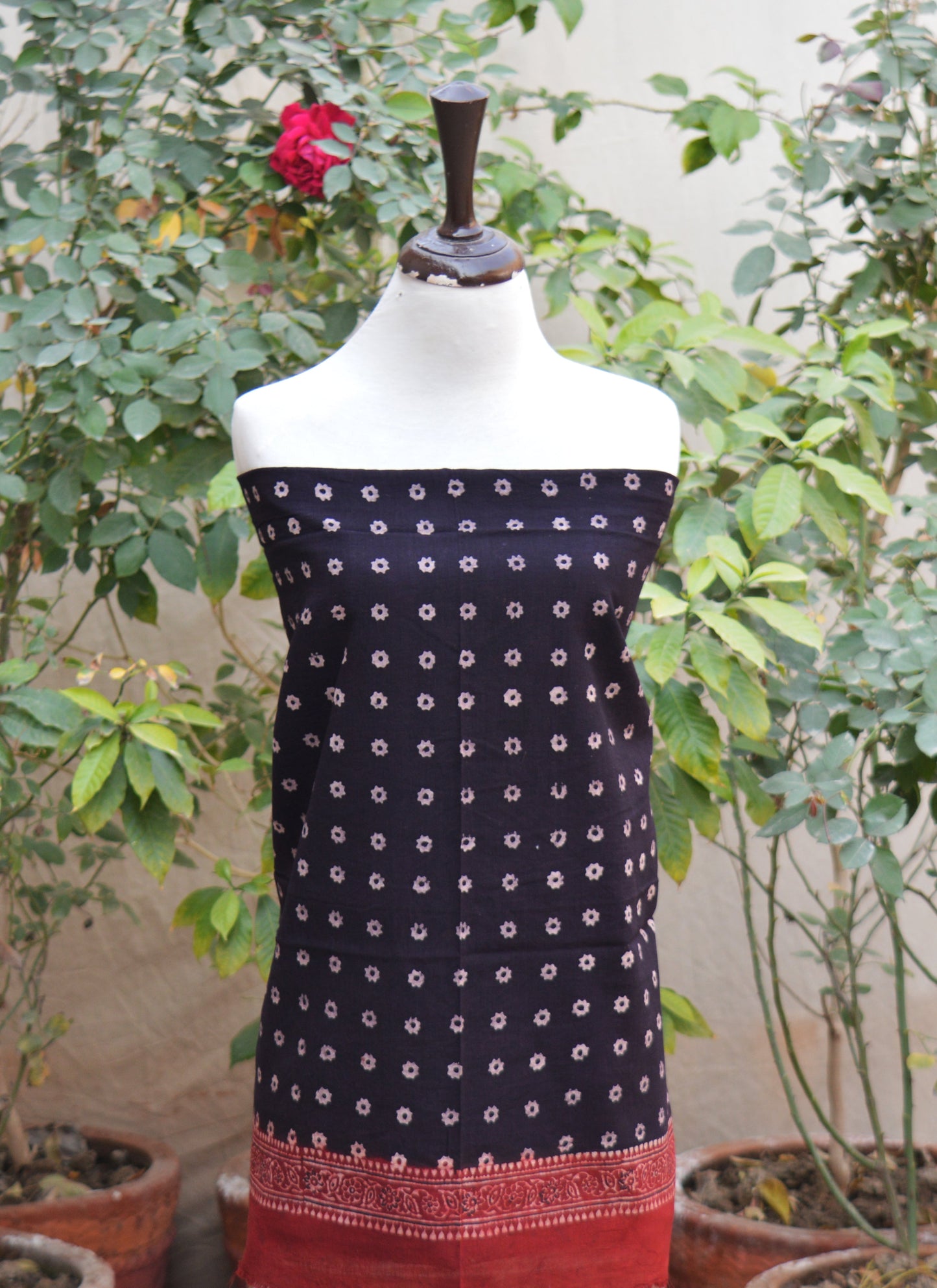Ajrak Design Dress Cosmic Diamonds – Organic Dye Hand Block Printed Lawn Two-Piece (Shirt & Dupatta)