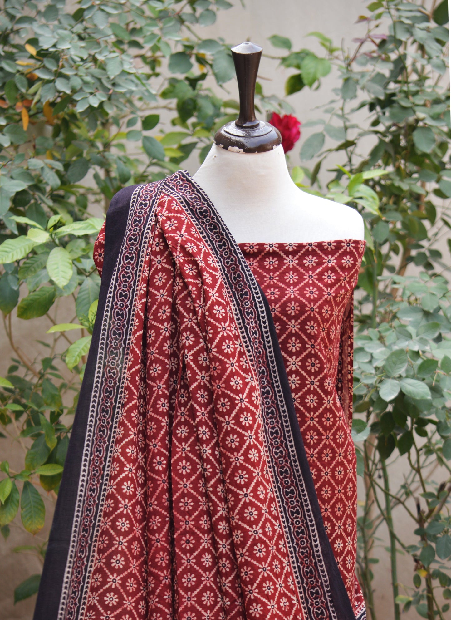 Ajrak Floral Jaal Organic Dye Unstitched Two-Piece Set – Hand Block Printed Shirt & Dupatta