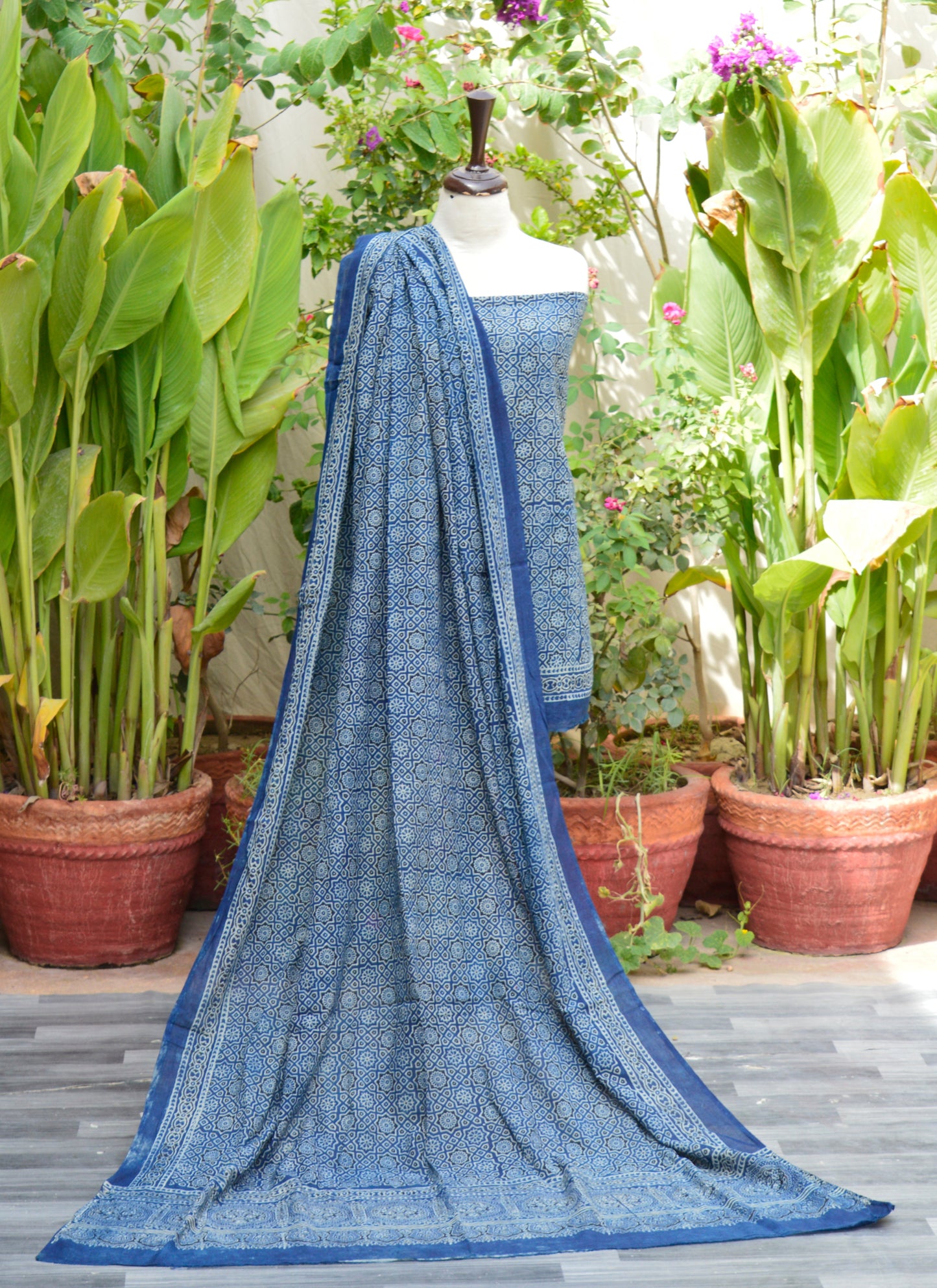 Ajrak Moroccan Indigo Two-Piece Lawn Set – Organic Dye Block Print