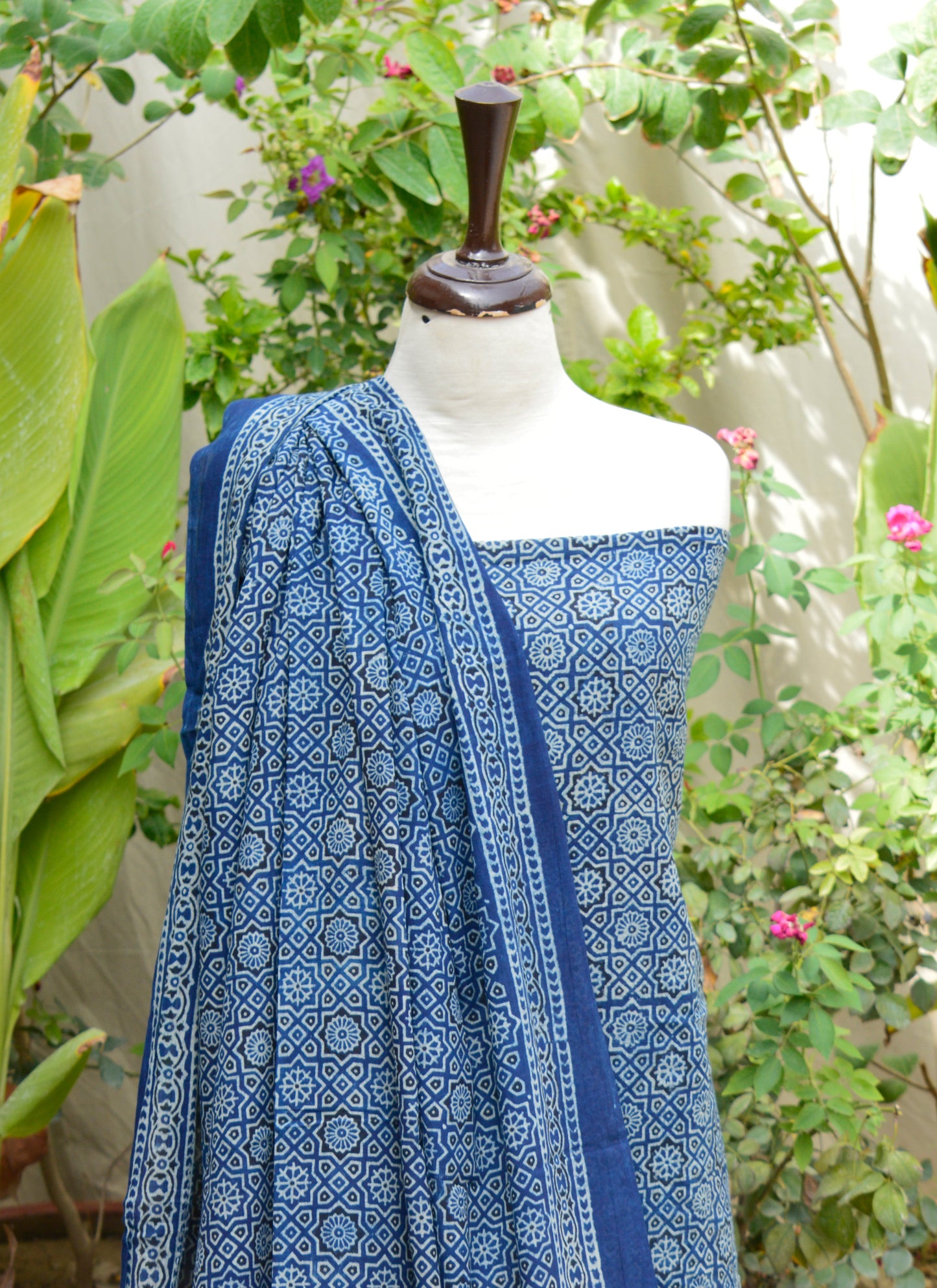 Ajrak Moroccan Indigo Two-Piece Lawn Set – Organic Dye Block Print