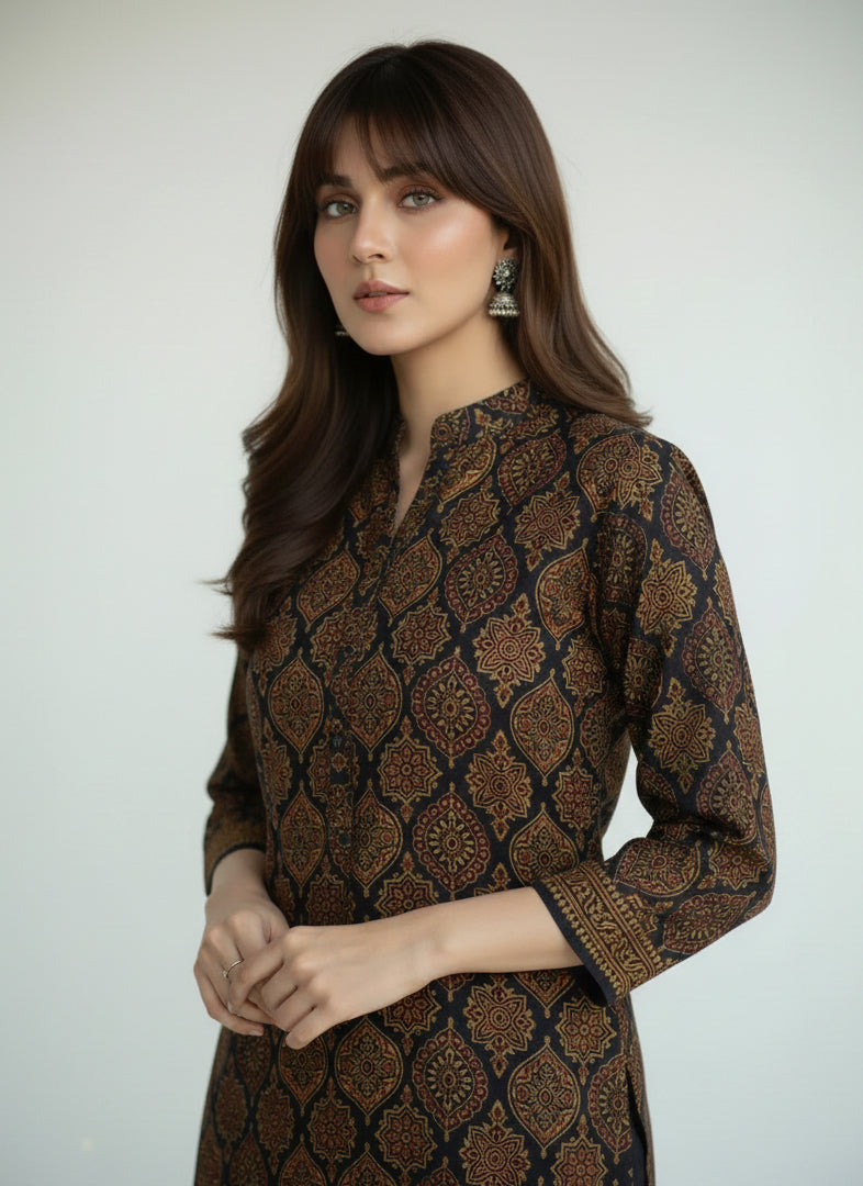 Ajrak Badam Dark Green Base with Maroon Filler Two-Piece – Unstitched Shirt & Dupatta (2.5 m x 44″) – Lawn