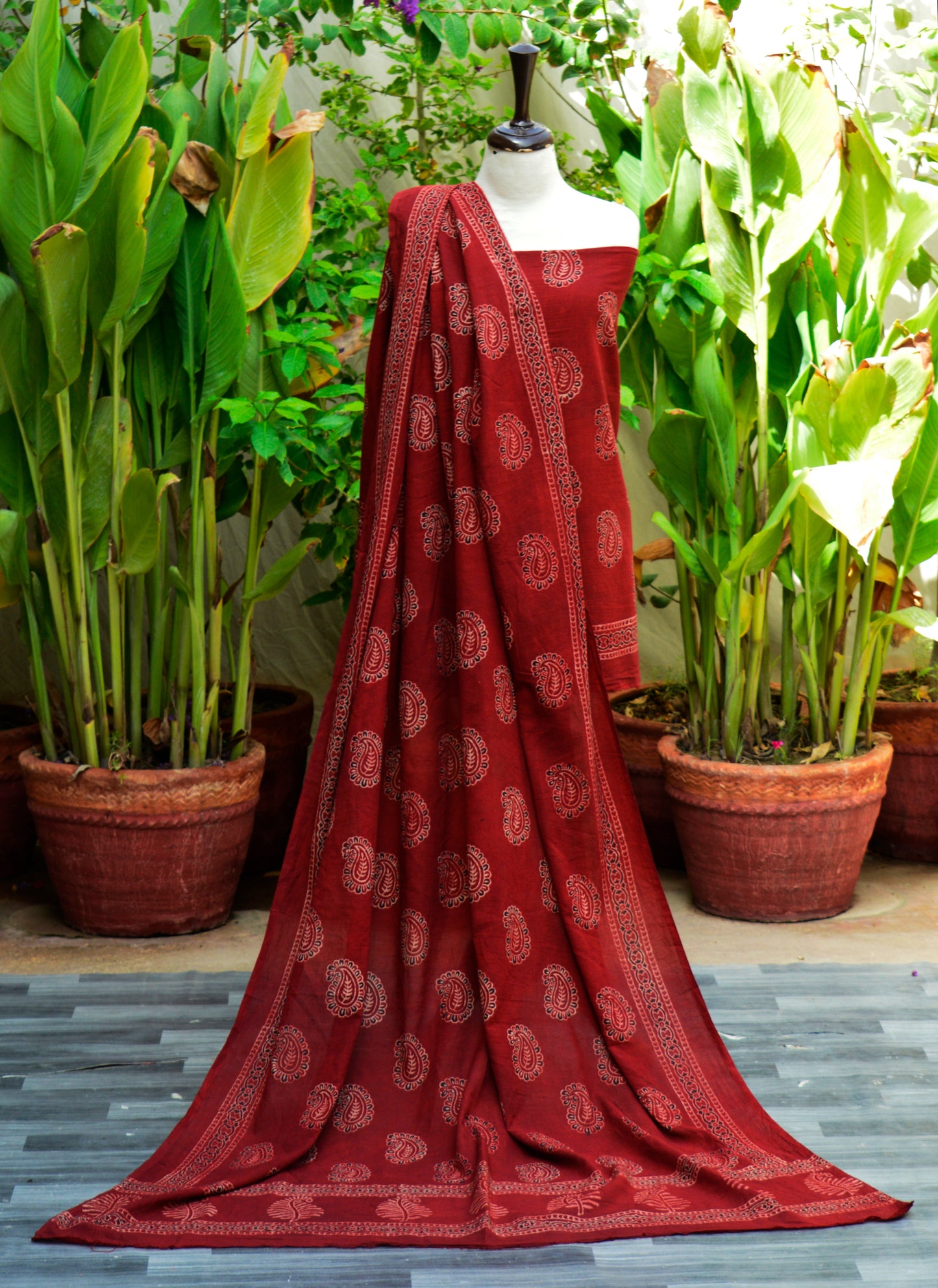 Ajrak Anbi Redish Maroon Organic Dye  Two-Piece – Luxury Hand Block Print Ajrak Design Dress