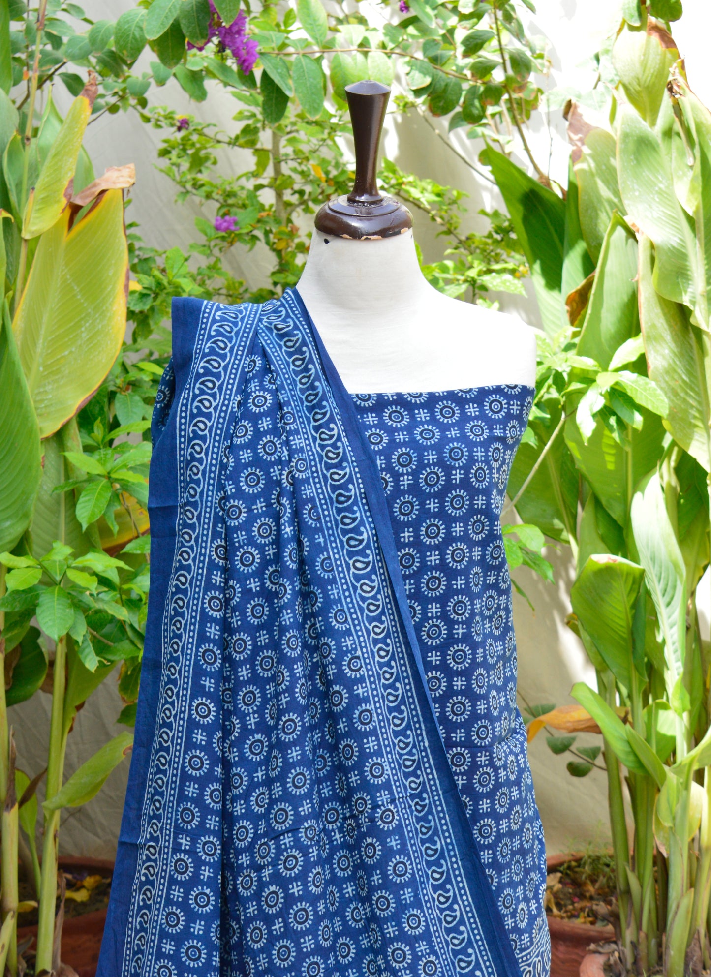Ajrak Floral Indigo – Organic Dye Hand Block Printed Lawn Fabric