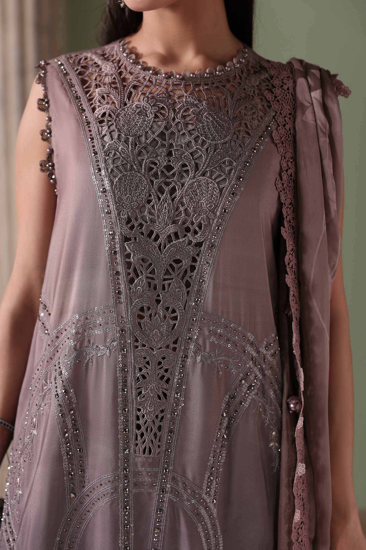 3 Piece Unstitched Embroidered Bell Raw Silk Suit