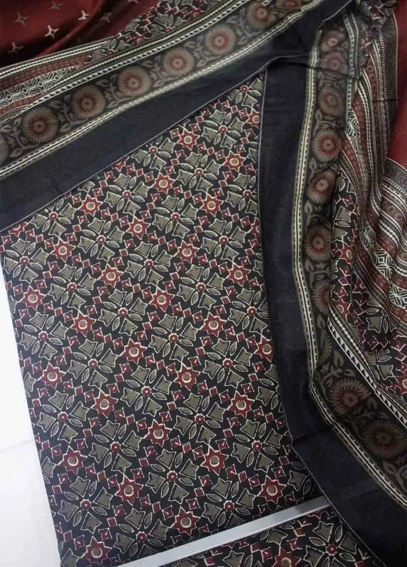 DPC-0737- 3 Piece Cotton Printed UnStitched Suit