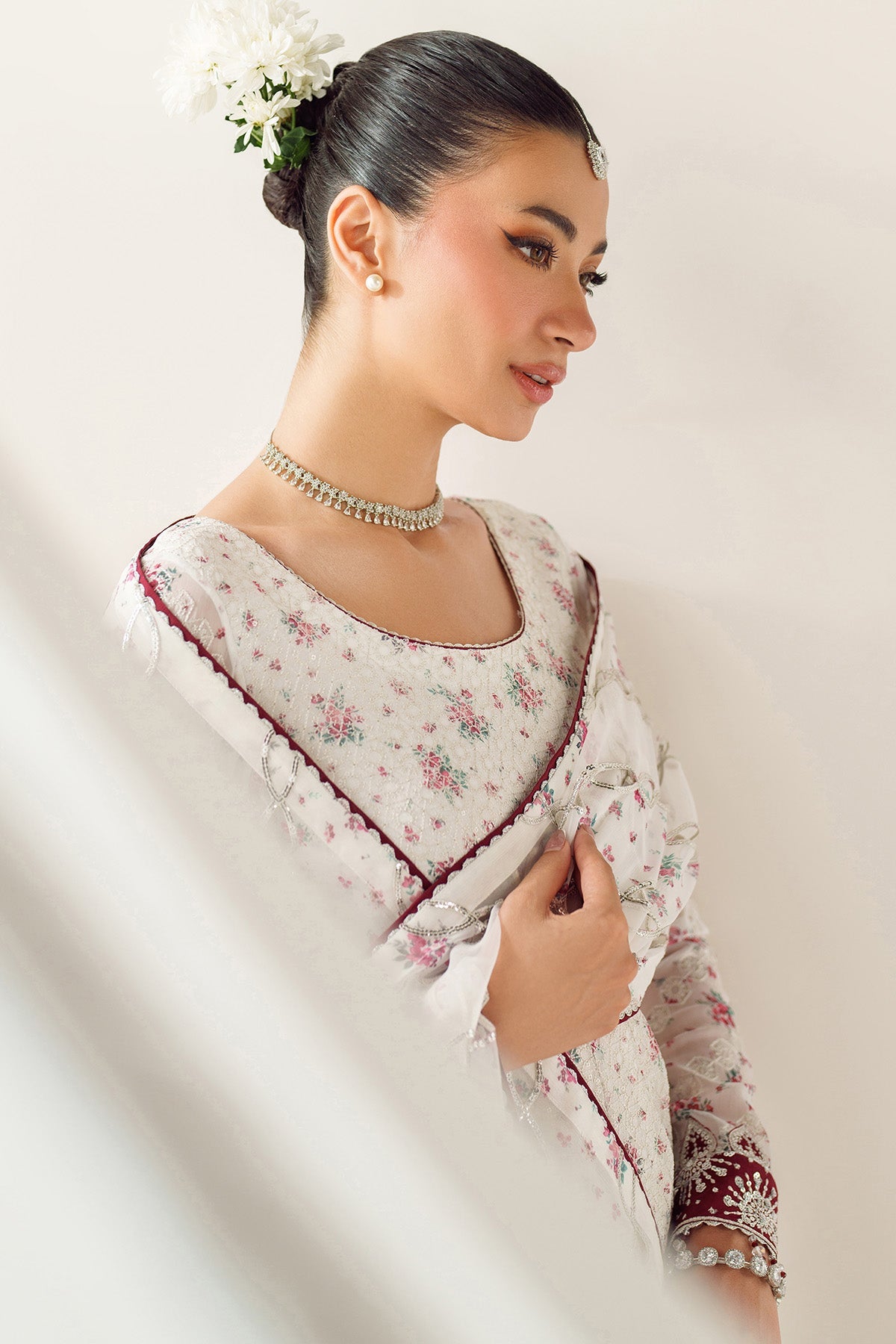 EMBROIDERED CHIFFON UC-3094