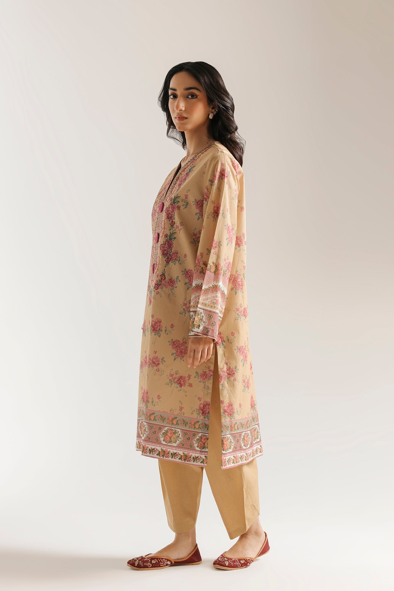 EMBROIDERED SUIT (E0840/203/114)