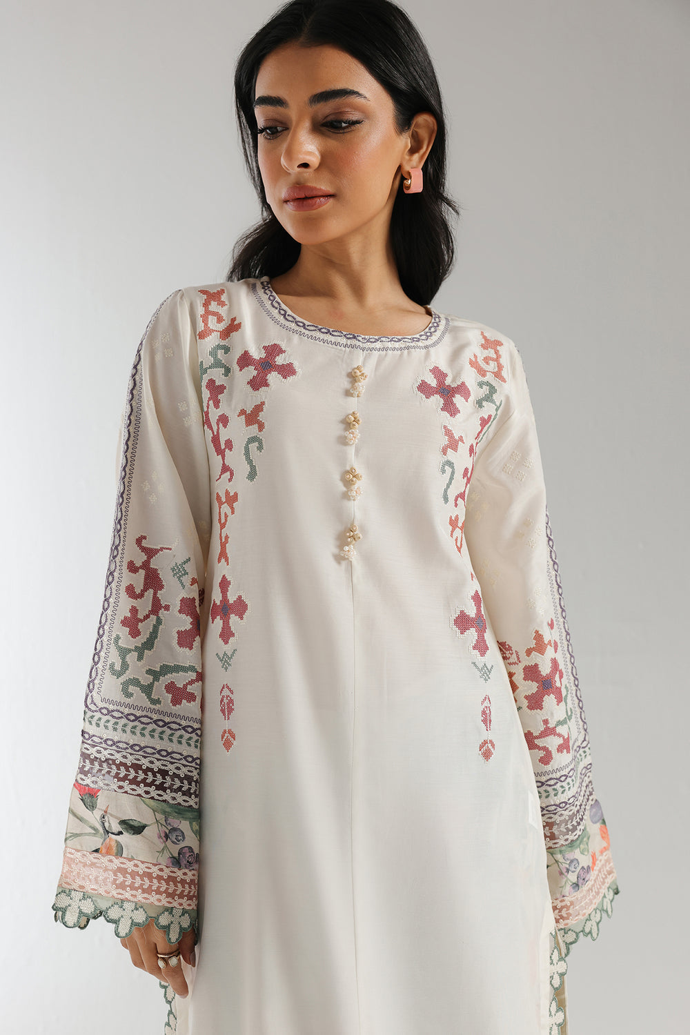 EMBROIDERED SUIT
