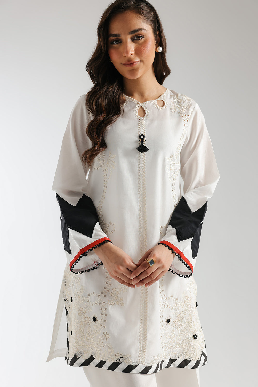EMBROIDERED SUIT