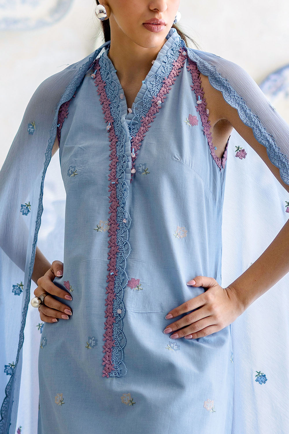 3 Piece Embroidered Lawn Suit with Chiffon Dupatta PM-62052