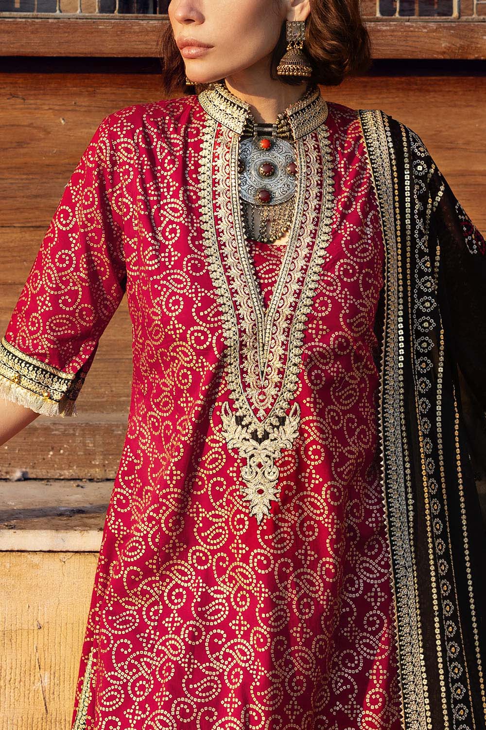 3 Piece Gold Printed Lawn Suit with Zari and Sequins Embroidered Chiffon Dupatta and Dyed Trouser BM-62041