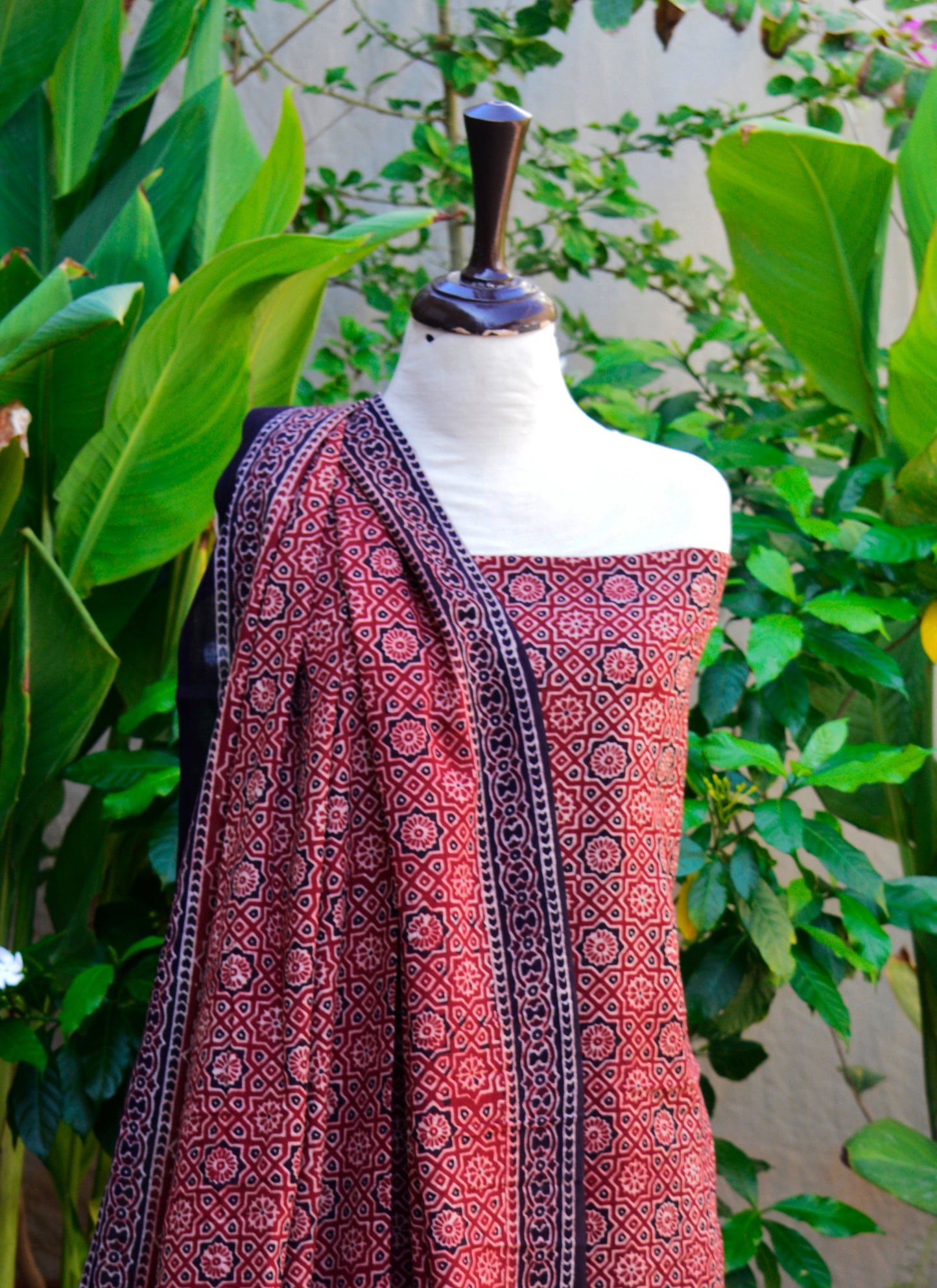 Organic Dye Hand Block Print Ajrak Two-Piece Dress Set – Moroccan Red Shirt & Dupatta- Lawn