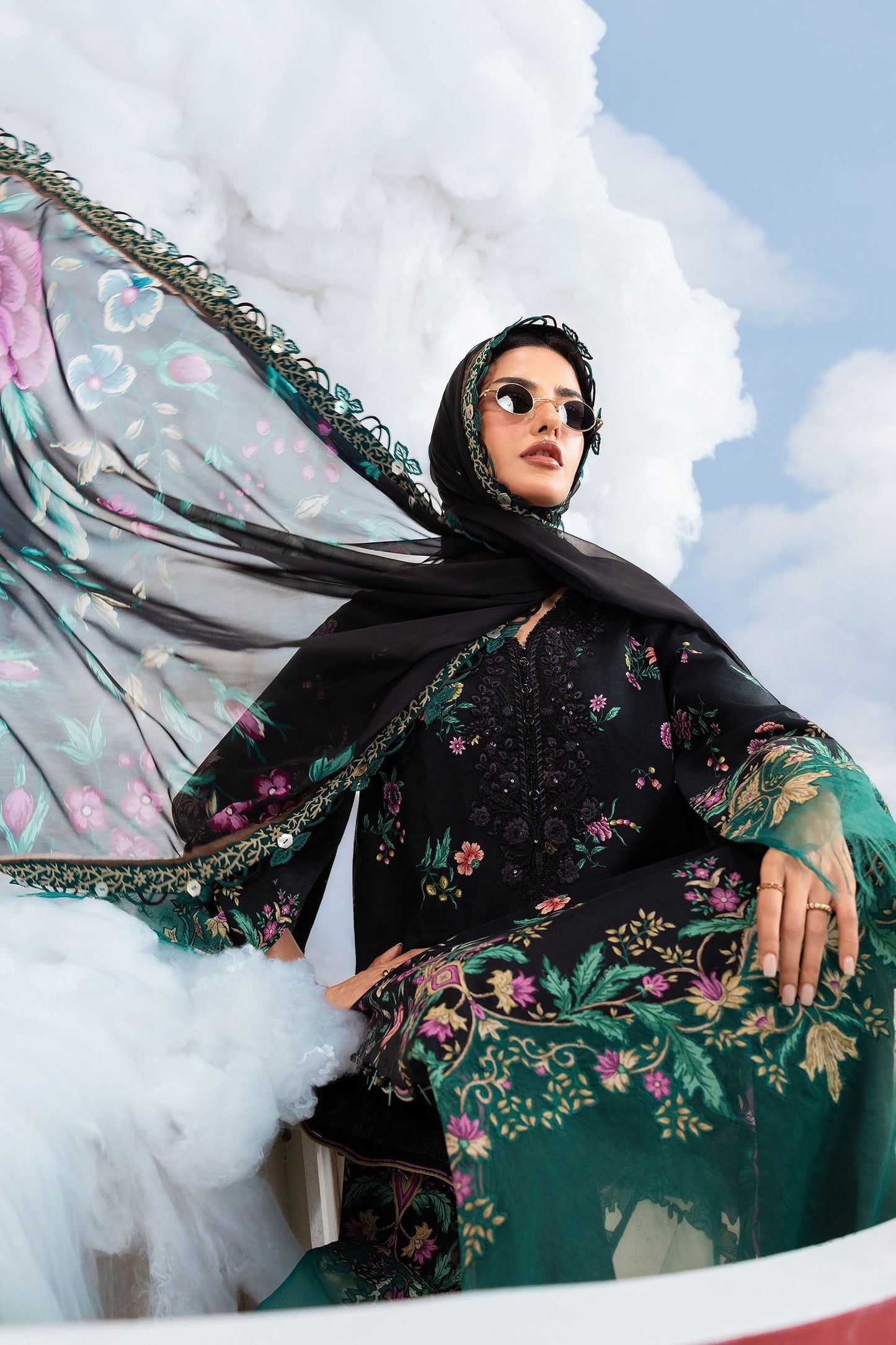 3 Pc Unstitched Embroidered Lawn Suit