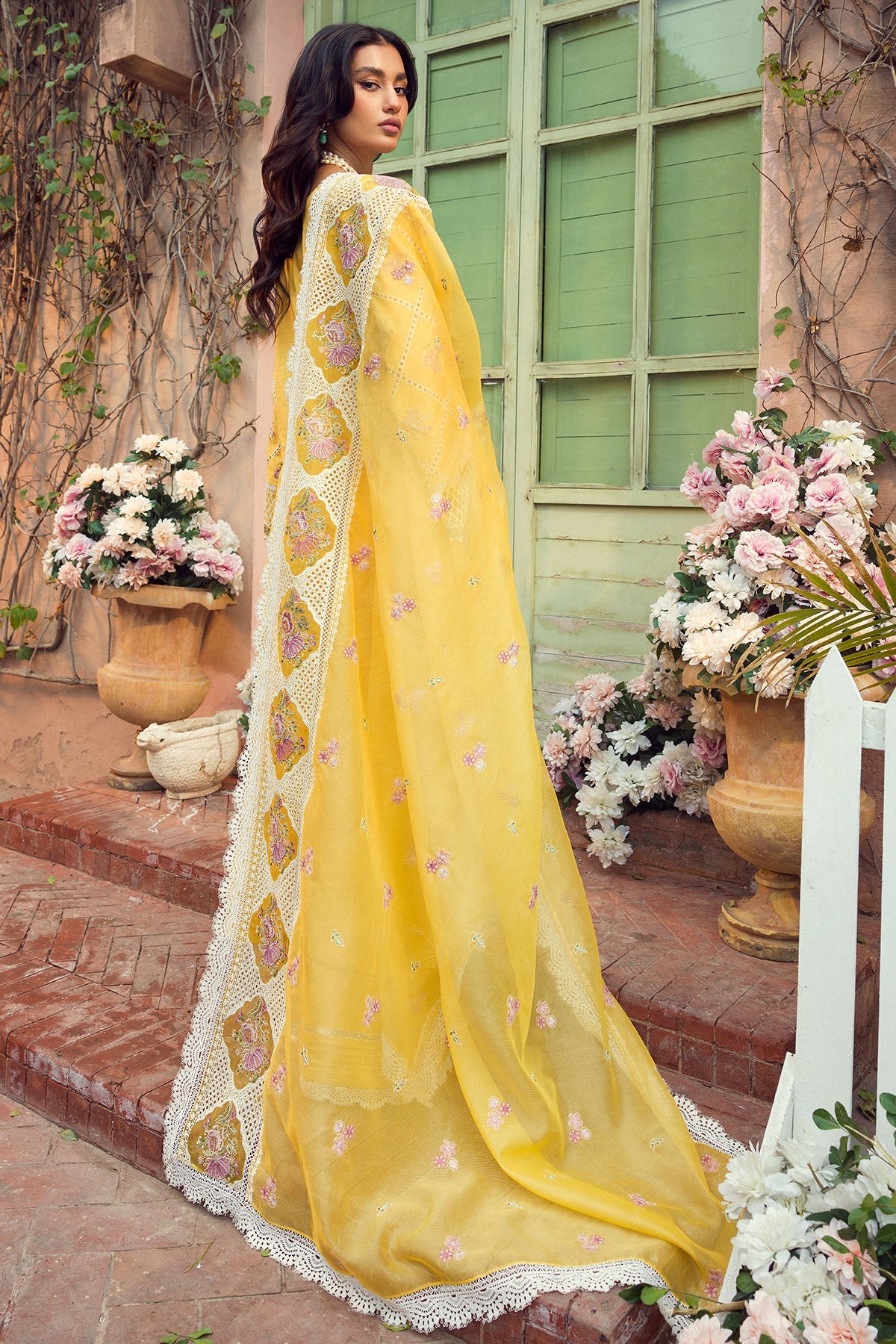 4423-ZEMAL EMBROIDERED LAWN UNSTITCHED