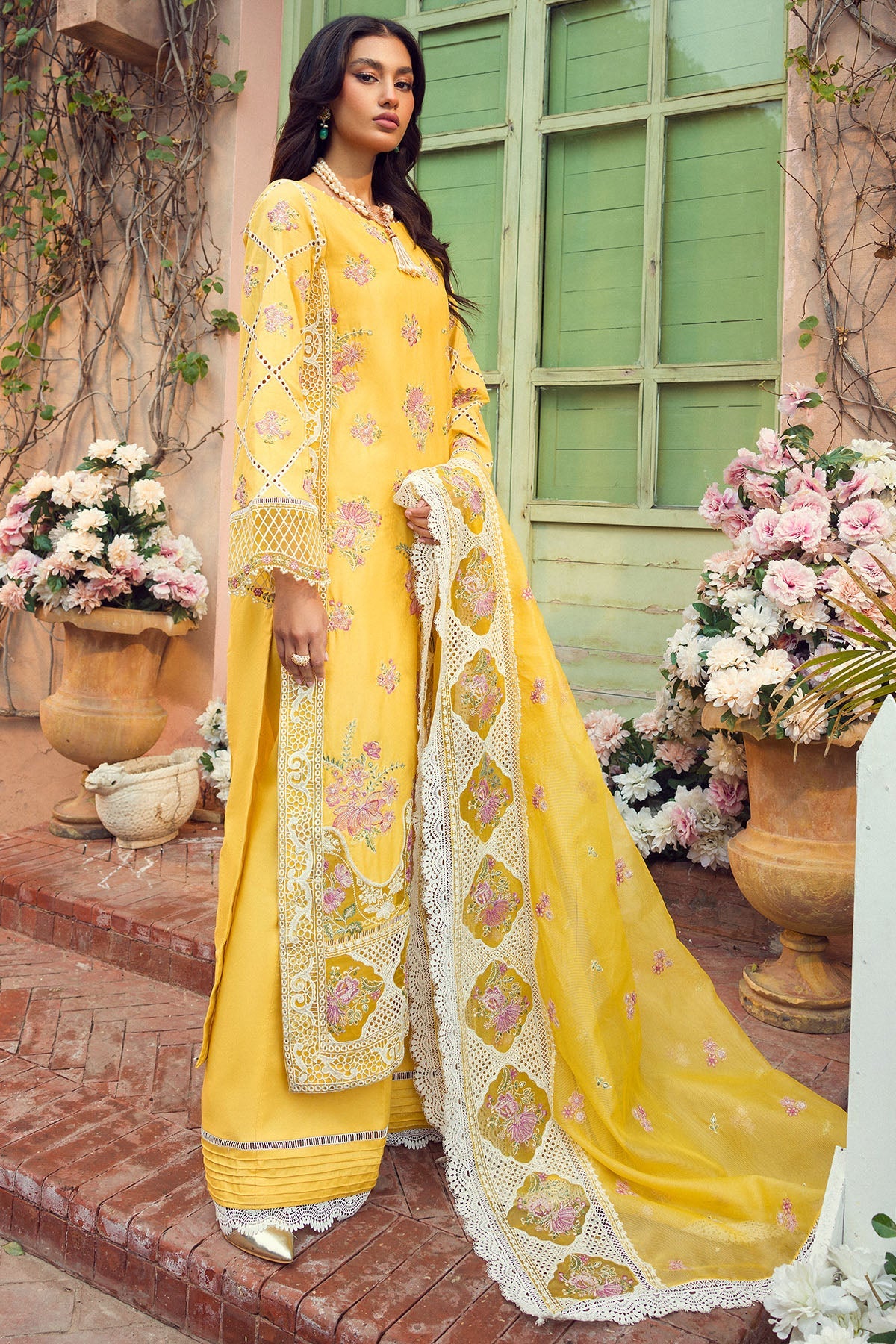 4423-ZEMAL EMBROIDERED LAWN UNSTITCHED