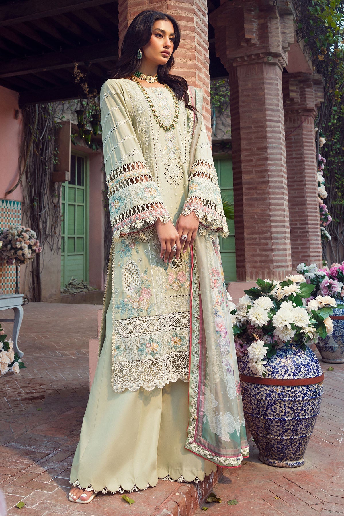 4427-ZAIB EMBROIDERED LAWN UNSTITCHED