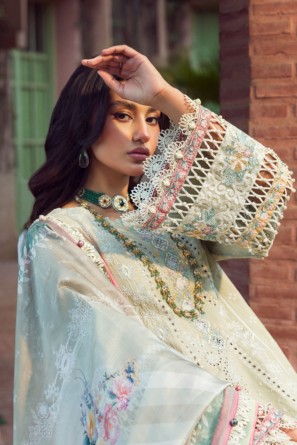 4427-ZAIB EMBROIDERED LAWN UNSTITCHED