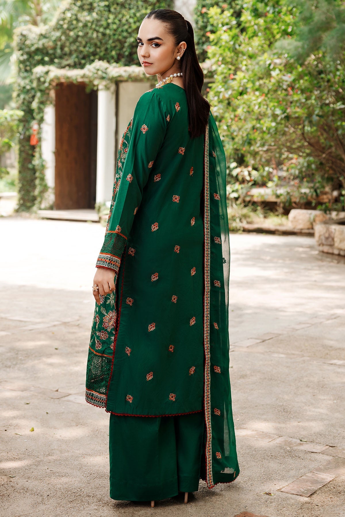 4832-ZIMAL EMBROIDERED LAWN UNSTITCHED