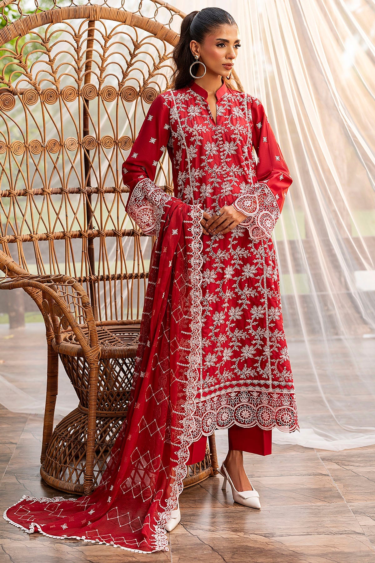 5587-NUHA EMBROIDERED LAWN UNSTITCHED