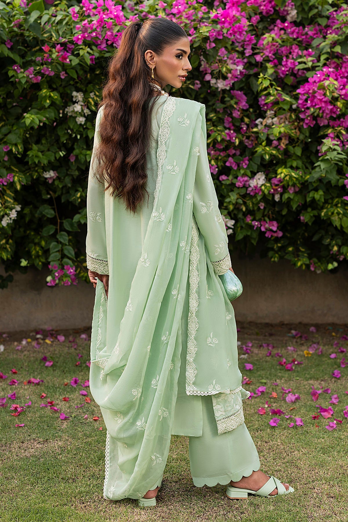 5589-NAYAL EMBROIDERED LAWN UNSTITCHED