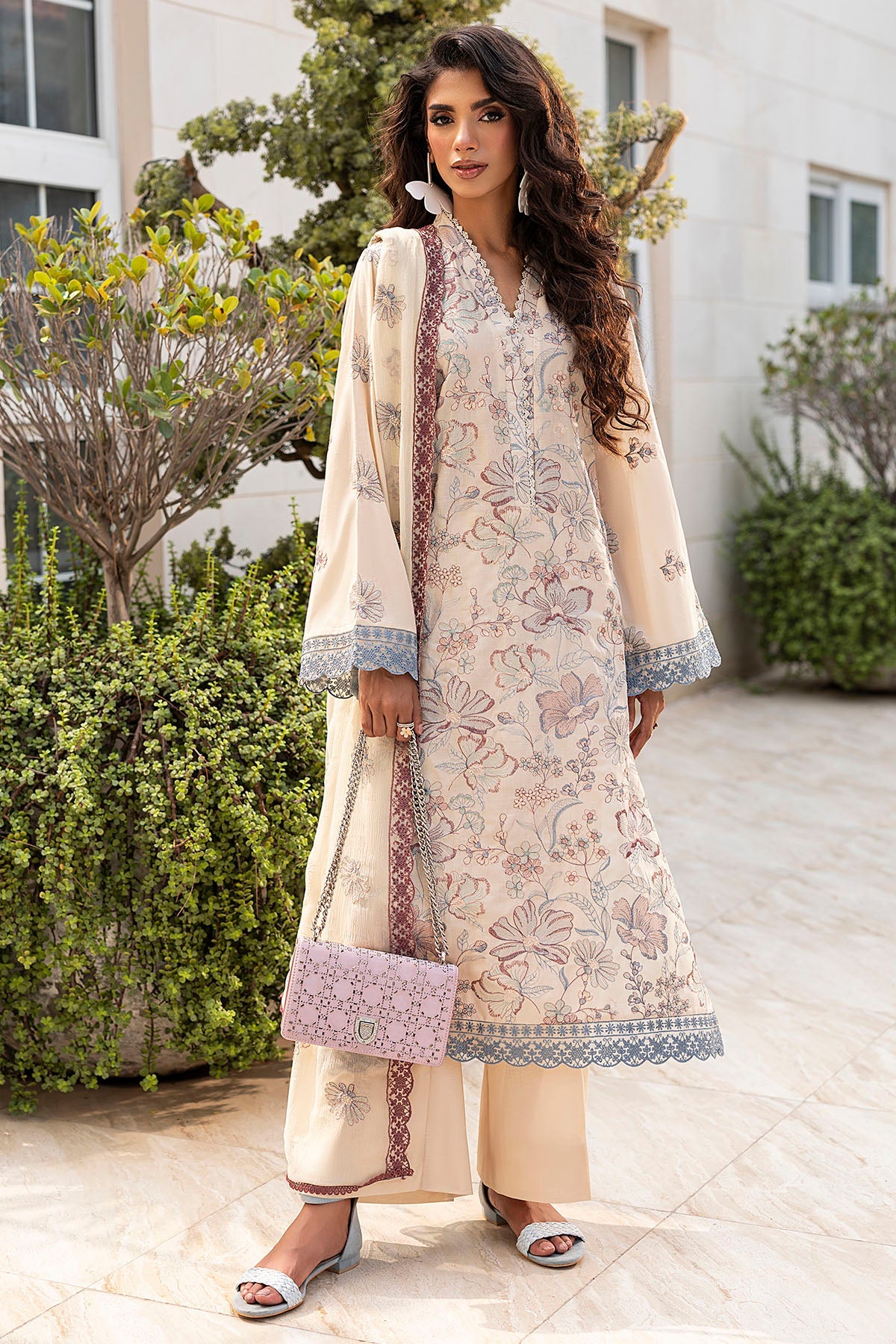 5592-KALILA EMBROIDERED LAWN UNSTITCHED