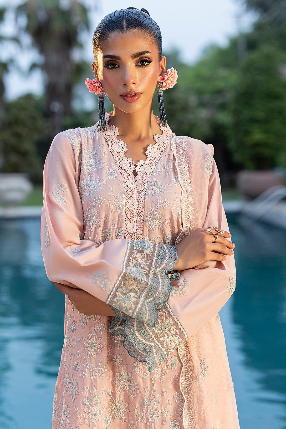 5593-ZAHWAH EMBROIDERED LAWN UNSTITCHED