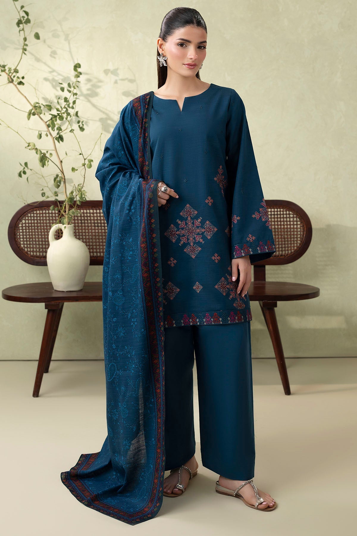 5690-AILSA EMBROIDERED KHADDAR UNSTITCHED
