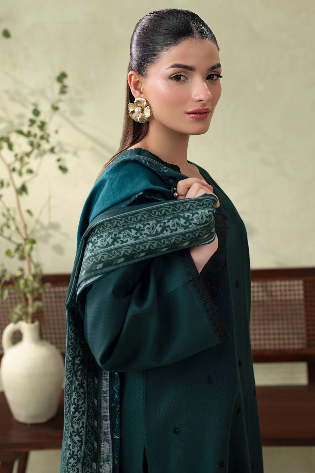 5691-ROSA EMBROIDERED KHADDAR UNSTITCHED