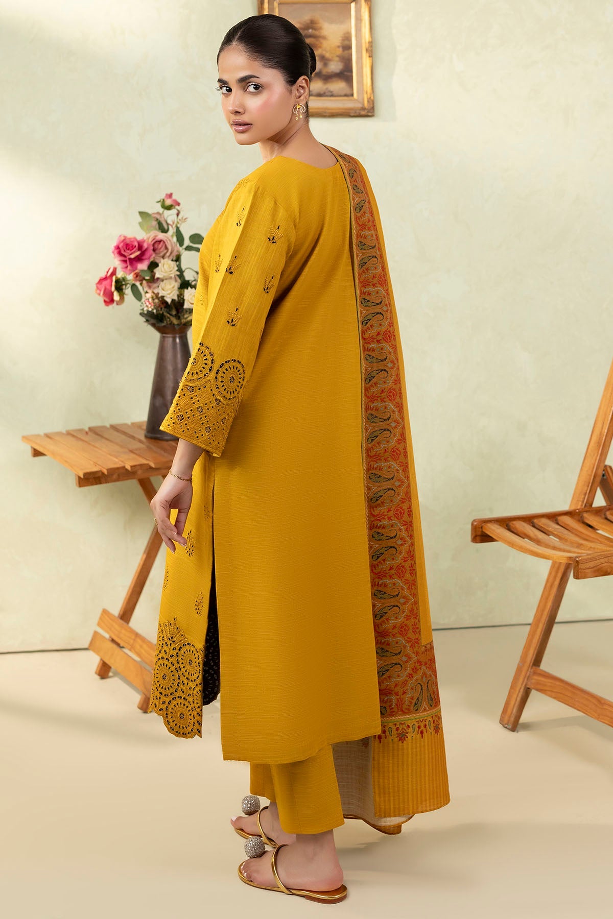 5695-SAI EMBROIDERED KHADDAR UNSTITCHED