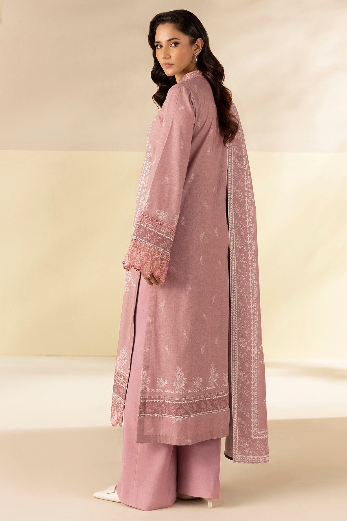 5702-HUYAAT DIGITAL PRINTED LINEN UNSTITCHED