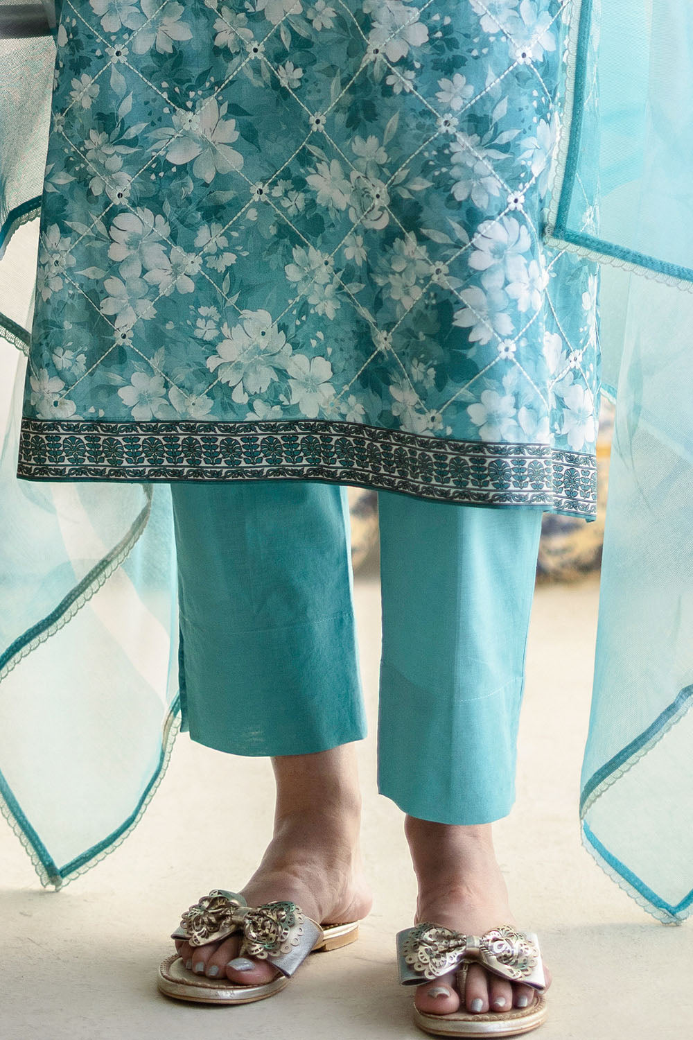 3 Piece Embroidered Printed Lawn Suit with Cotton Net Dupatta and Borders CN-62002