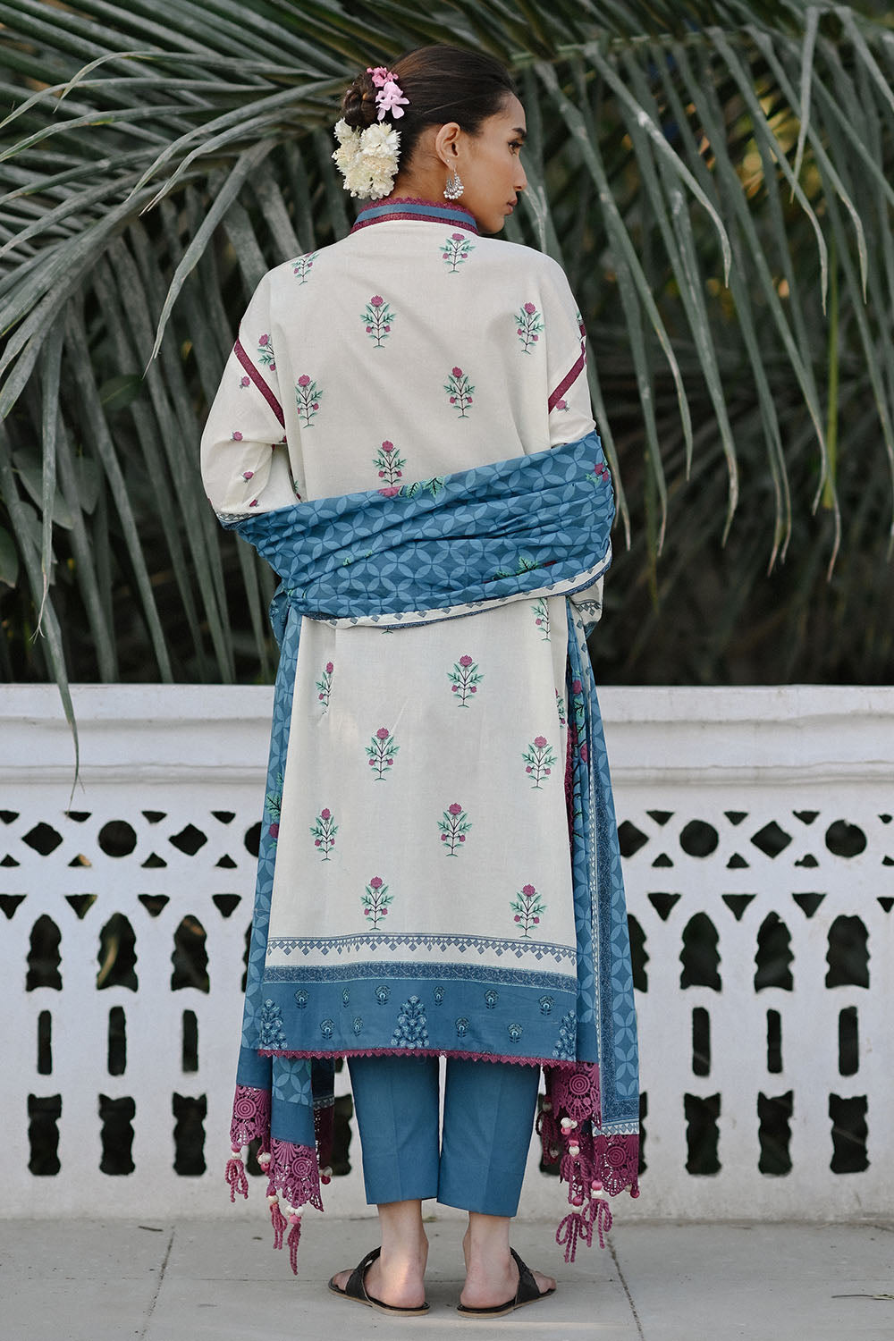 3 Piece Embroidered Printed Lawn Suit with Lawn Dupatta CL-62216