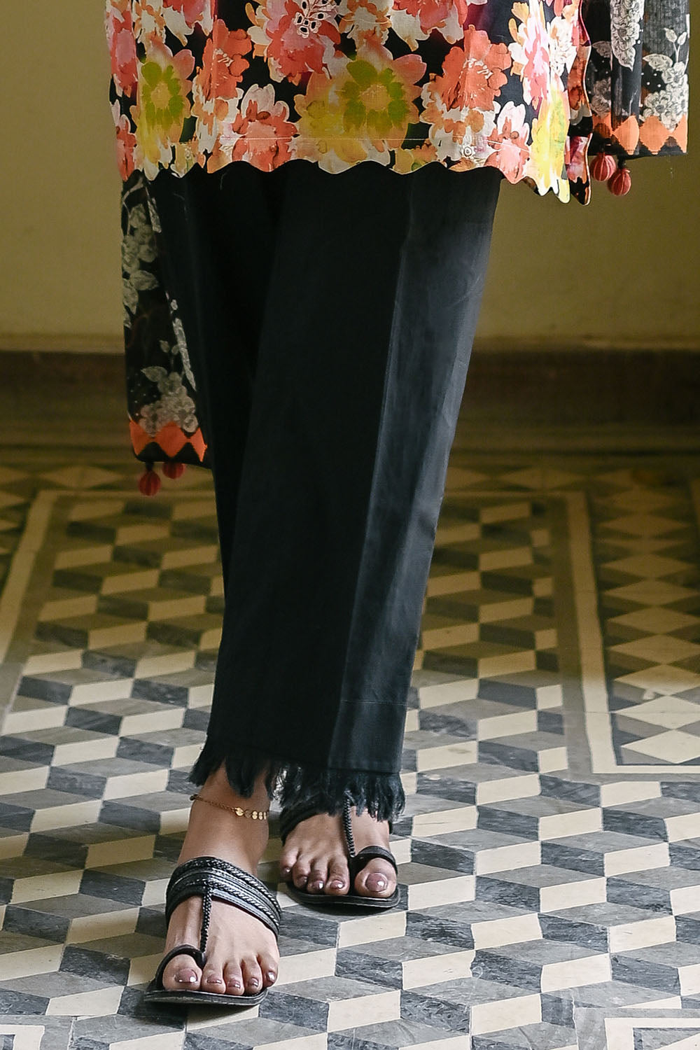 3 Piece Embroidered Printed Lawn Suit with Denting Lawn Dupatta and Neckline DN-62002
