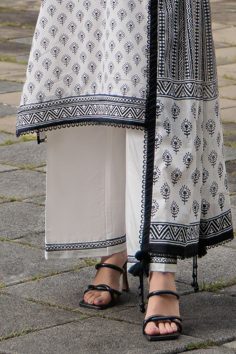 3 Piece Printed Lawn Suit B-62003