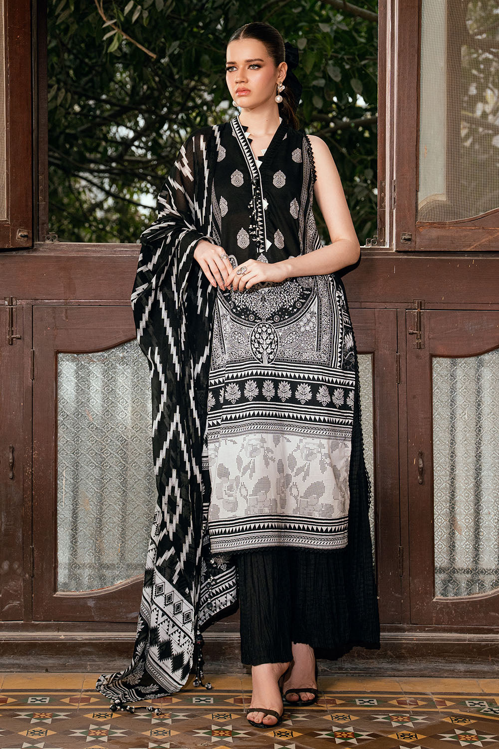 3 Piece Printed Lawn Suit B-62013