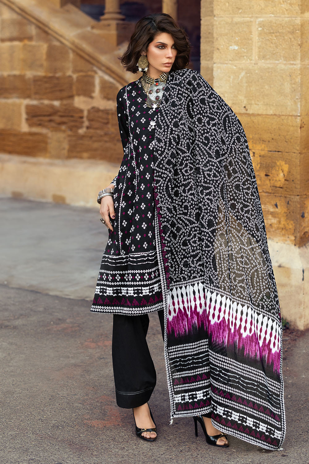 3 Piece Printed Lawn Suit CL-52175 A
