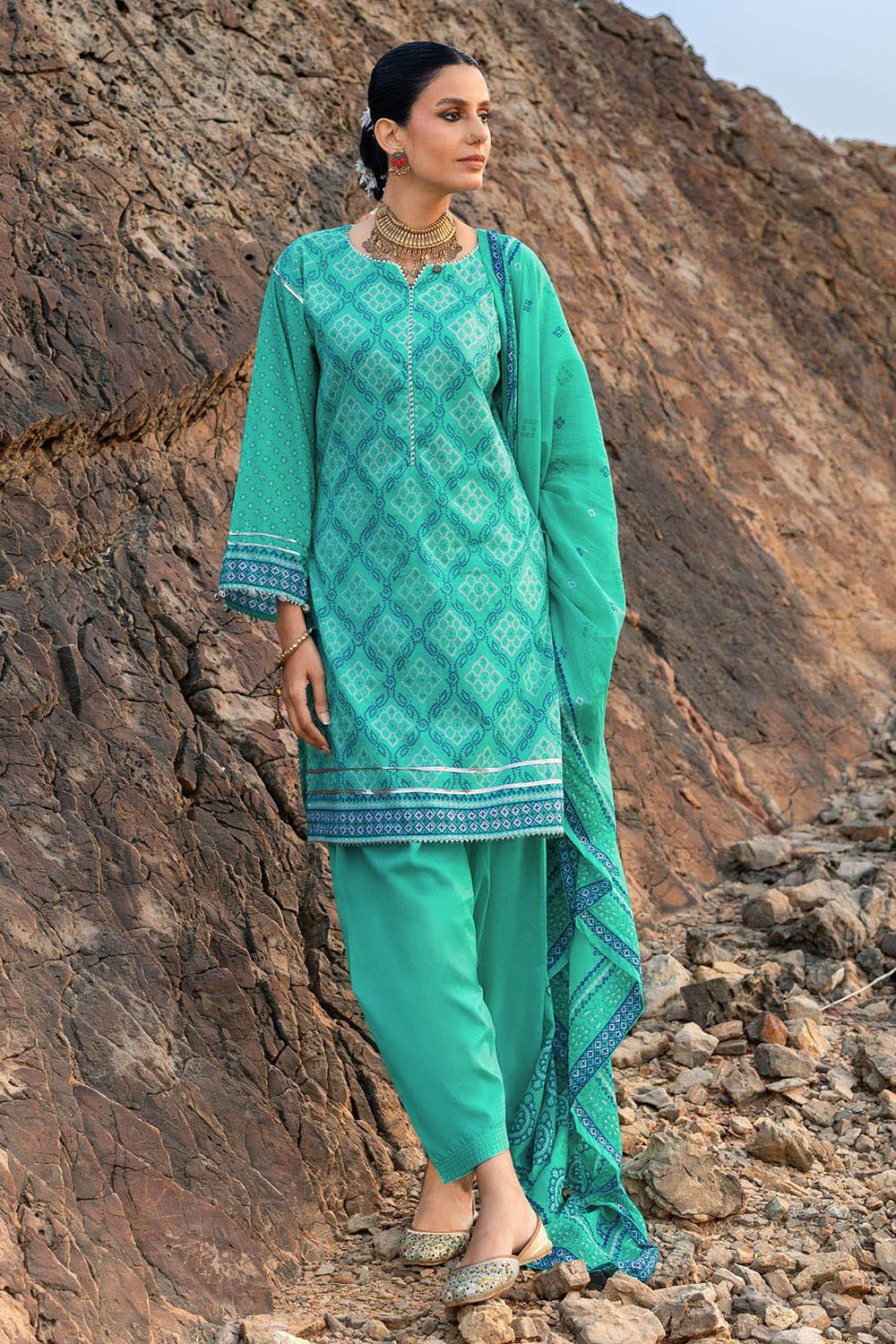 3 Piece Printed Lawn Suit CL-62032 A