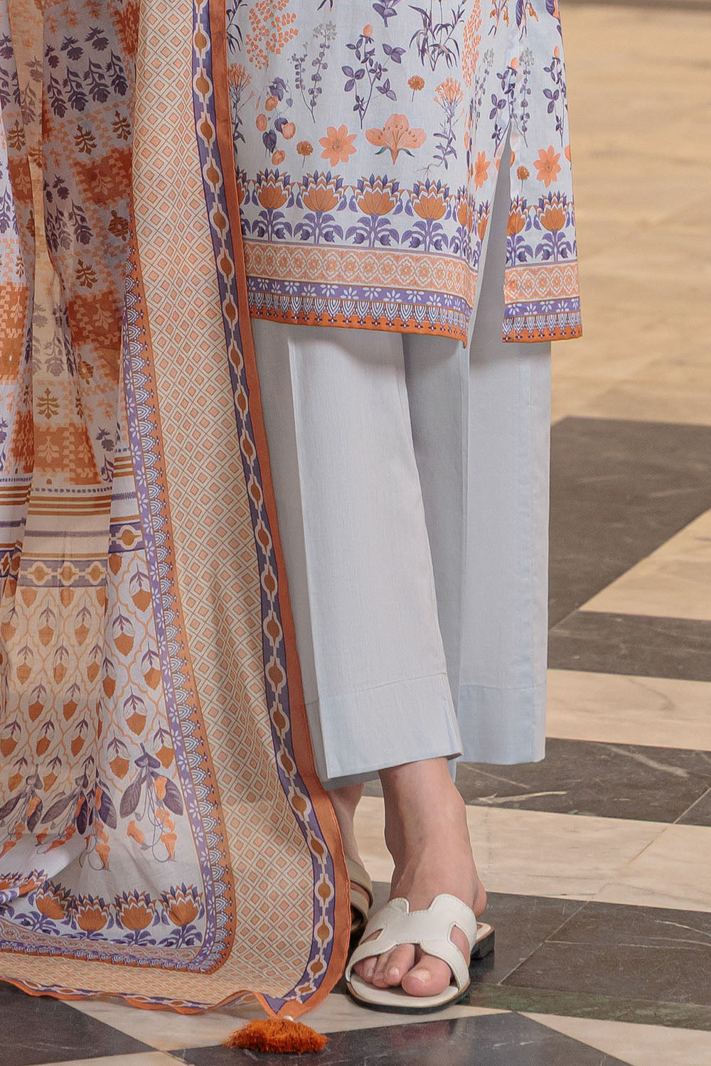 3 Piece Printed Lawn Suit and Dyed Trouser  CL-62121 B