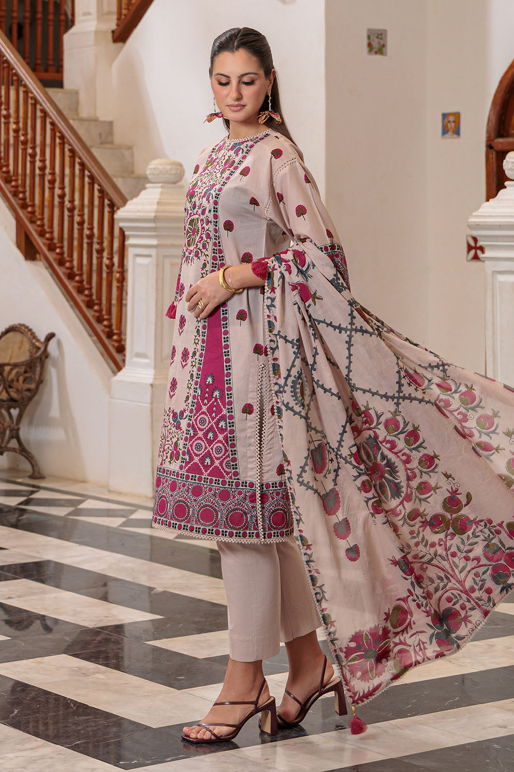 3 Piece Printed Lawn Suit and Dyed Trouser  CL-62135 B