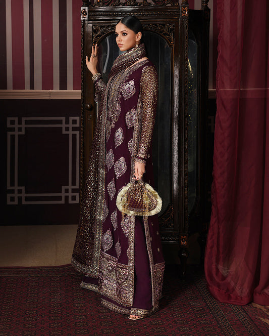 Regal Charm