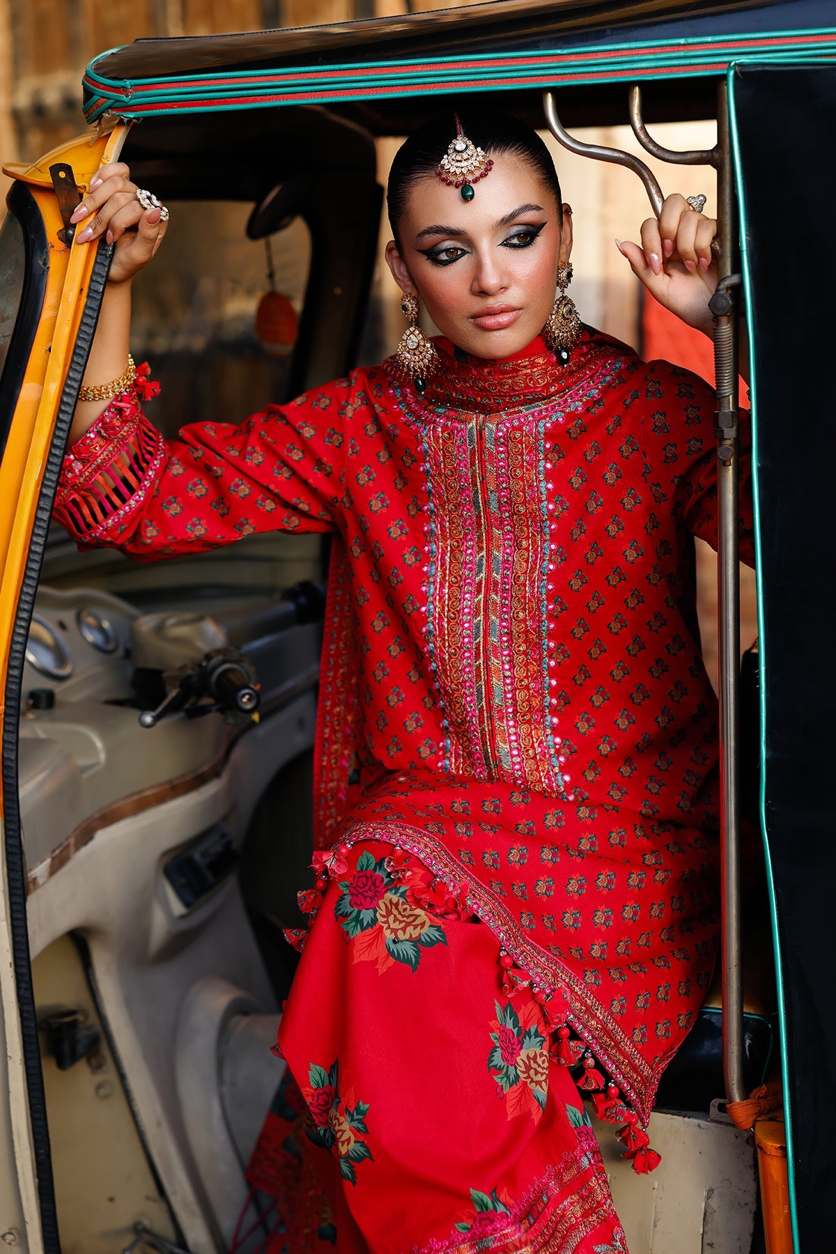 3-PC Unstitched Embroidered Lawn Collection CH6-03