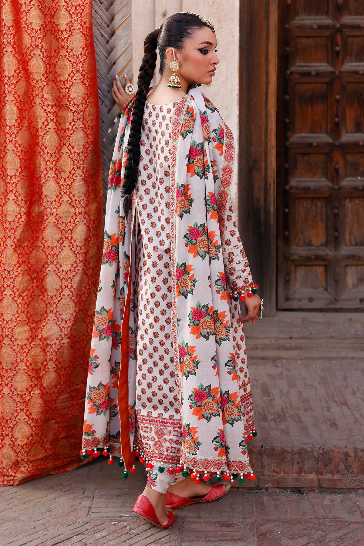 3-PC Unstitched Embroidered Lawn Collection CH6-06