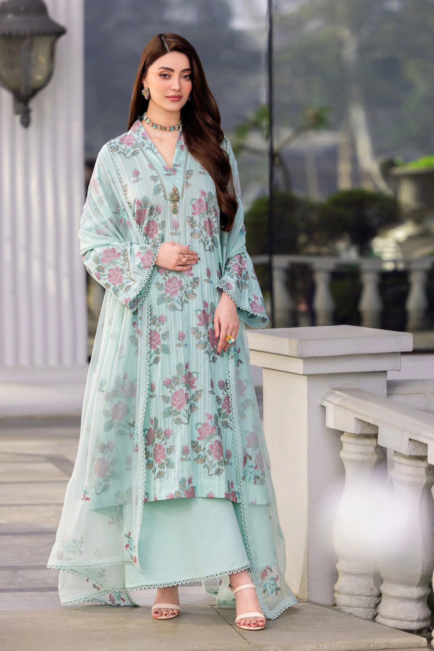 NOOR E AIN