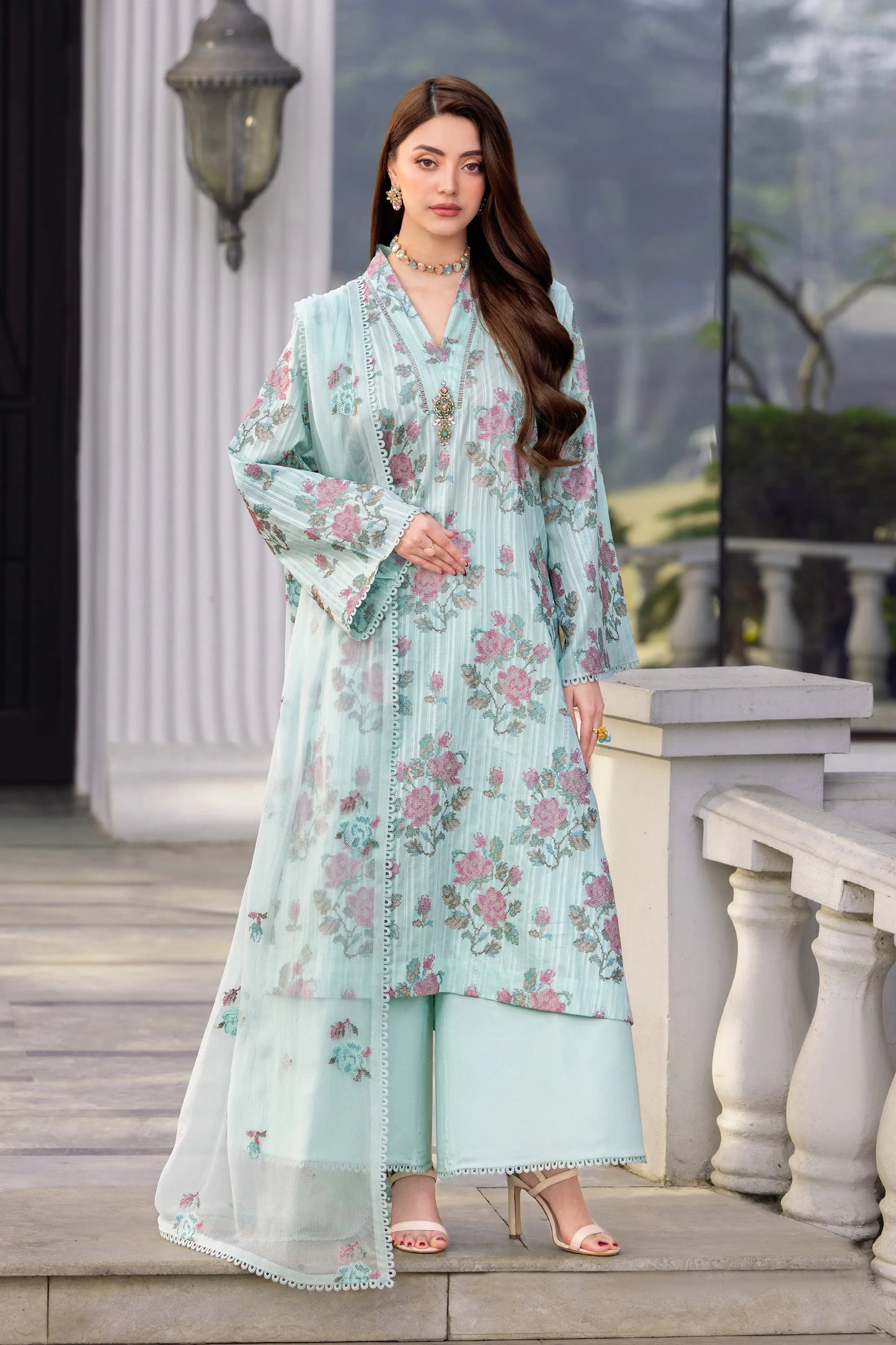 NOOR E AIN