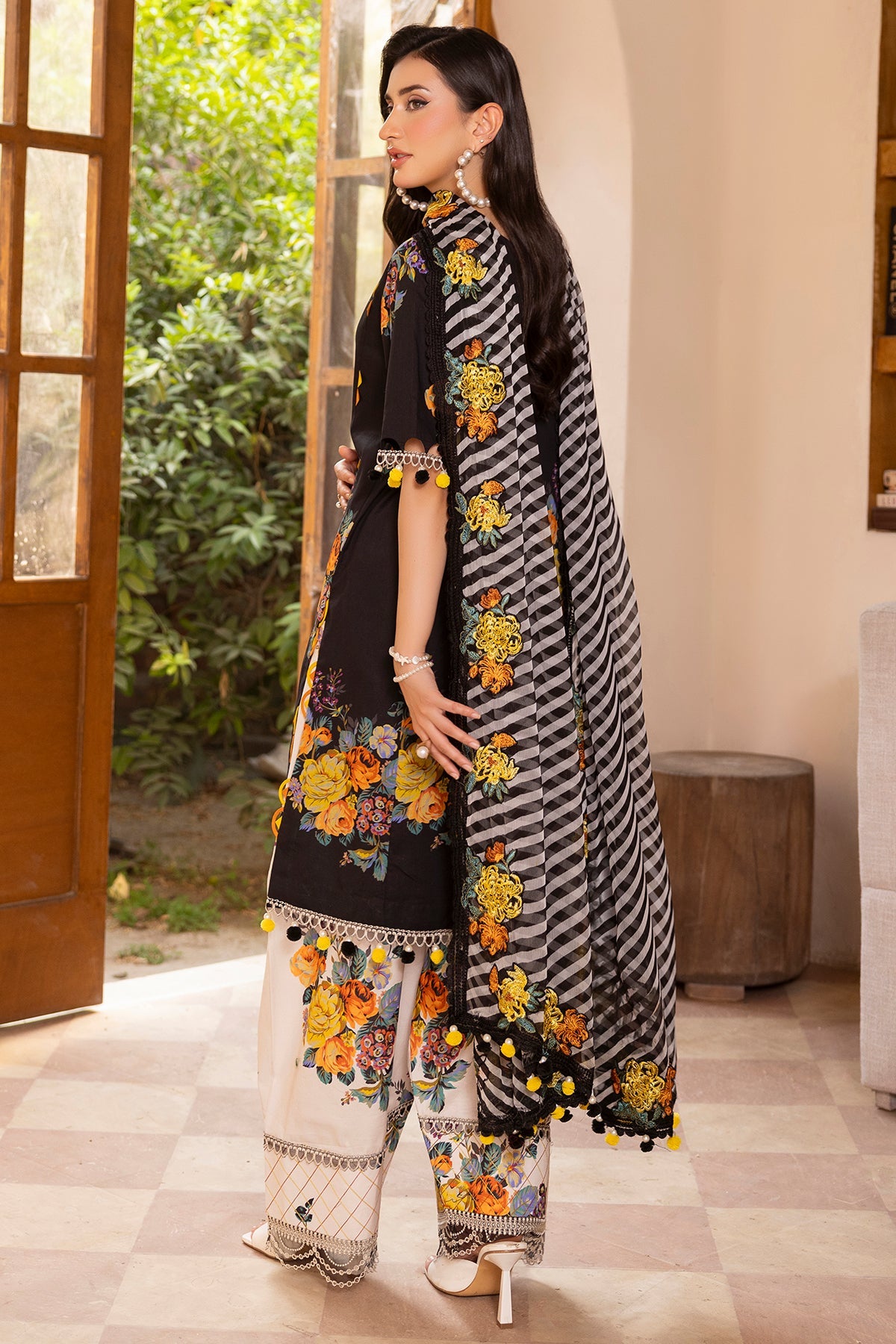 3-PC Unstitched Embroidered Lawn Collection CH6-07