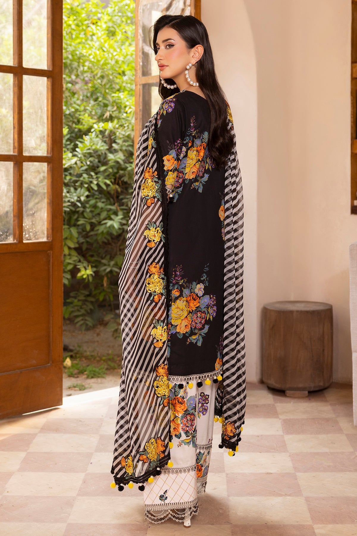 3-PC Unstitched Embroidered Lawn Collection CH6-07