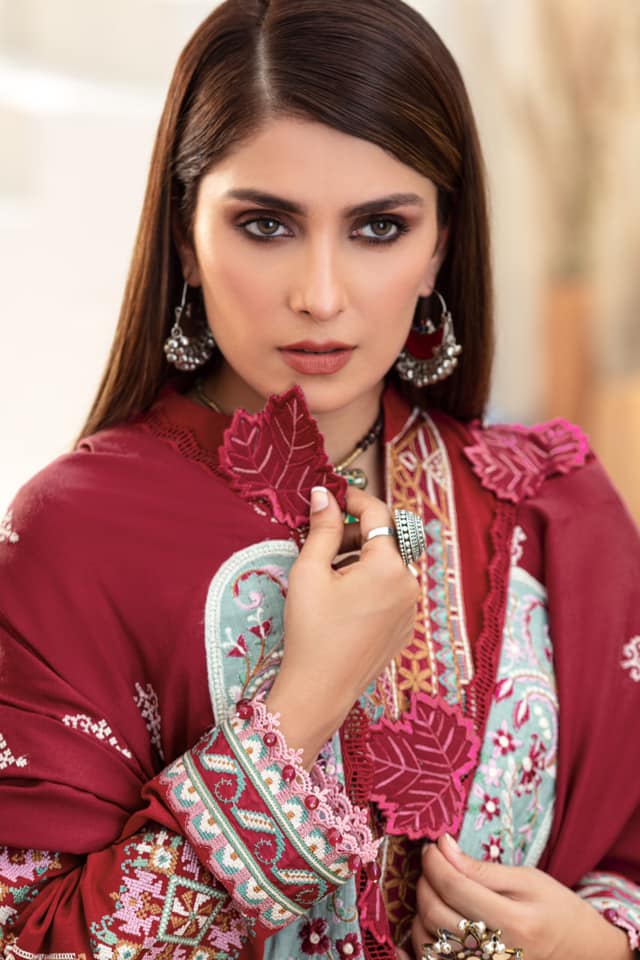 D5- Saadia Asad Winter '20 - Heer Rang