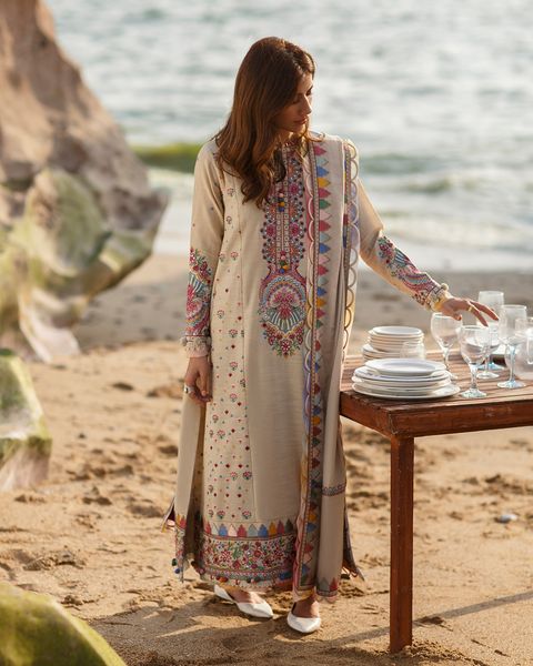 ZW2-21-07 NILOUFER - Heer Rang